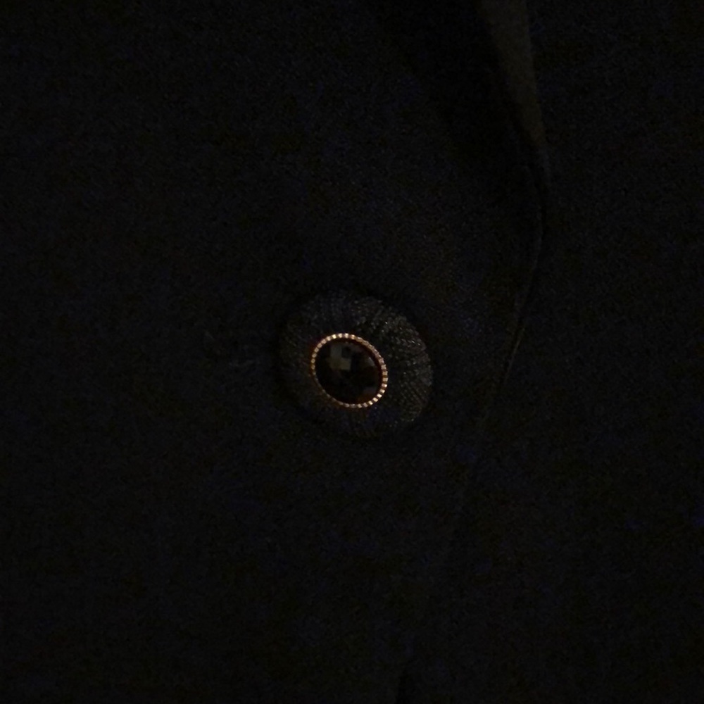 Blazer - Picture 4 of 5